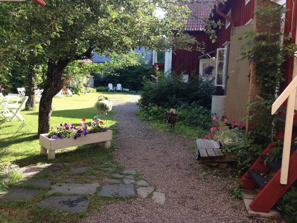 Johanssons Gardshotell I Roslagen 招待所 3*